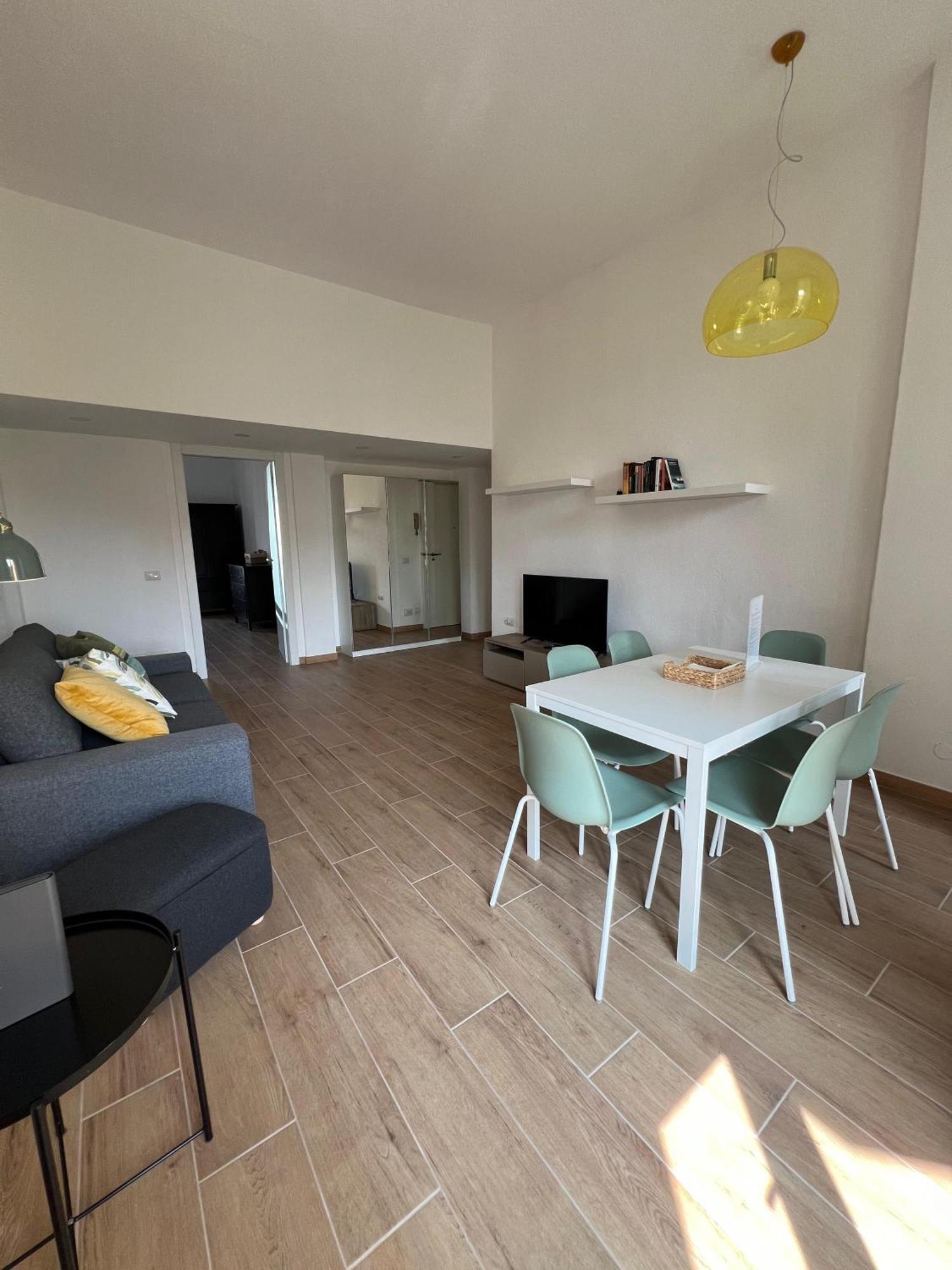 New Apartment With Balcony, Isola Bosco Verticale Mediolan Zewnętrze zdjęcie